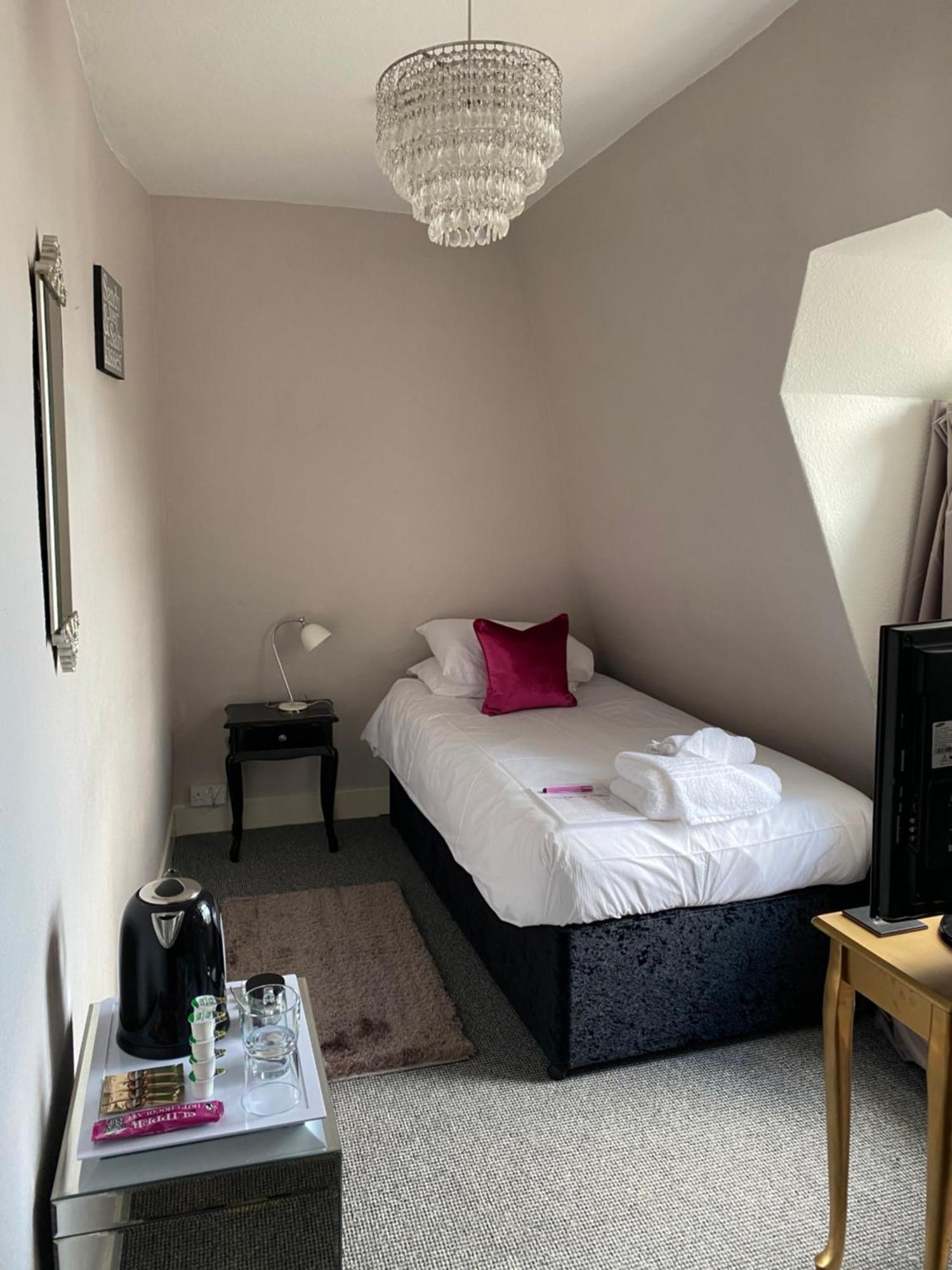 The Rosewood Torquay Hotell Rum bild