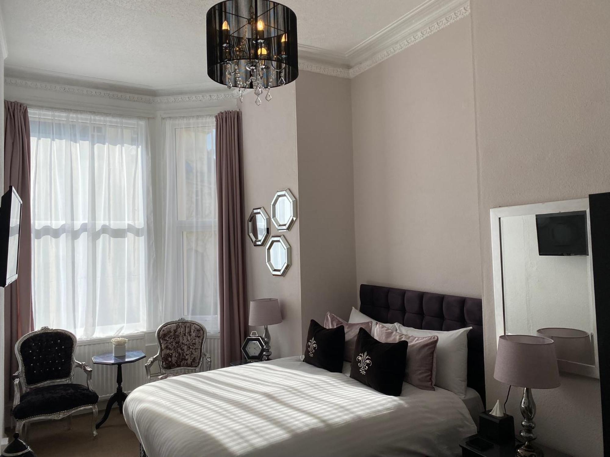 The Rosewood Torquay Hotell Rum bild